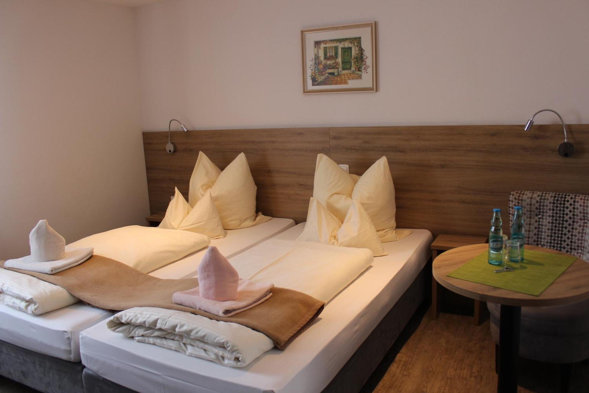 Rathausstuben Hotel 2*